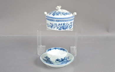 Two first period Worcester porcelain items