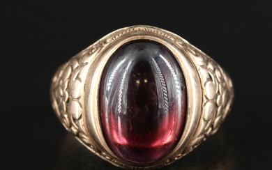 Victorian 10K Garnet Solitaire Ring
