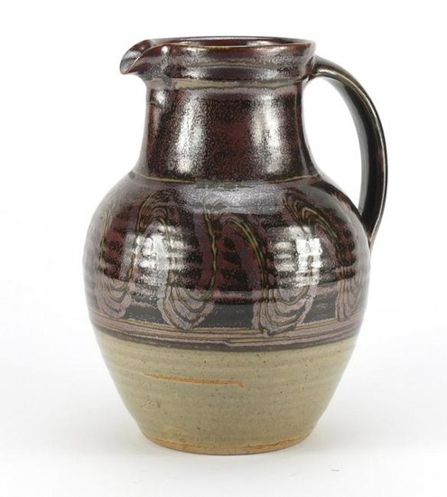 Winchcombe studio pottery mug by Ray Finch, impressed