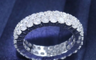 14 K / 585 White Gold Eternity Diamond Ring