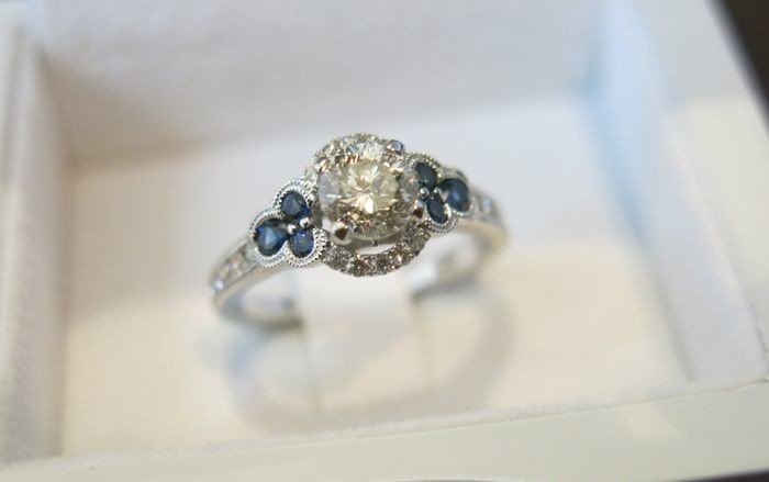 14 kt. Gold - Ring - 0.88 ct Diamond - Diamonds, Sapphires