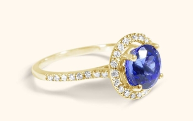 1.57 Carat Blue Tanzanite And Diamonds Ring - 14 kt. Yellow gold - Ring - 1.57 ct Tanzanite - Diamonds