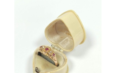 15ct gold ring with pearls and rubies 1910. Size 'O'