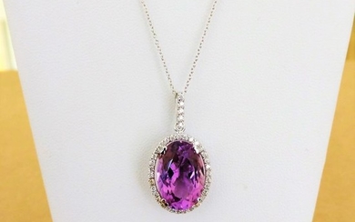 18 kt. White gold - Necklace with pendant - 8.34 ct Amethyst - Diamond