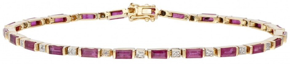18K. Yellow gold bracelet set with approx. 2.99 ct. natural ruby and approx. 0.11 ct....