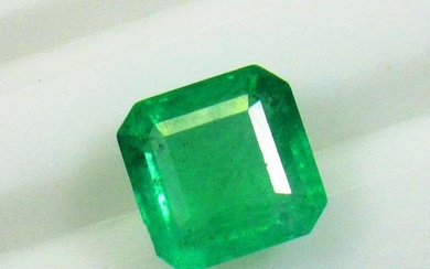 2.53 Ctw Natural Zambian Emerald Octagon Cut
