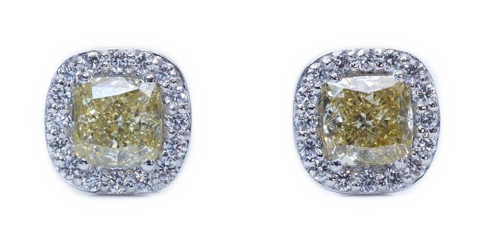 2.96 total carat diamonds - 18 kt. White gold - Earrings - 2.52 ct - Diamonds