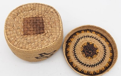 3 Native American Baskets incl. Nootkah/Makah