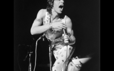 FIN COSTELLO , Mick Jagger 1972 Vintage gelatin silver print. Artist's label on the verso. 9.84 x 7.87 in.