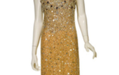 A Natalie Cole gown designed by Oscar de la Renta