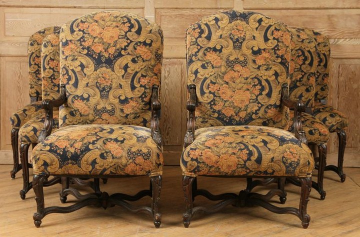 6 UPHOLSTERED & CARVED DINING ROOM CHAIRS BY ROMA