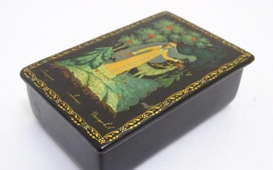 A 20thC Russian papier mache lacquered box with a