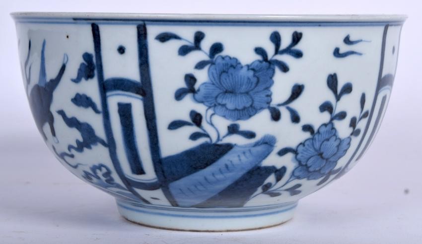 A CHINESE BLUE AND WHITE PORCELAIN BOWL BEARING XUANDE