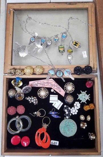 A DISPLAY BOX AND A GROUP OF COSTUME JEWELLERY