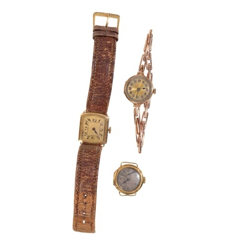 A GOLD GENTLEMAN'S WRISTWATCH with manual wind movement, the...