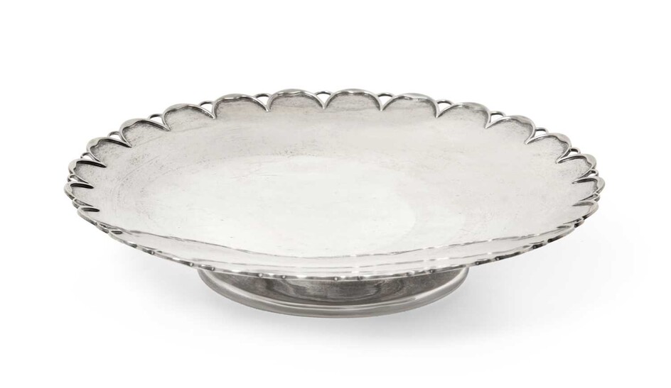 A George VI Silver Dish by Mappin and Webb, Sheffield, 1944