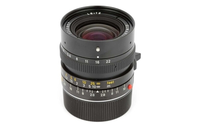A Leitz Elmarit-M f/2.8 28mm Lens