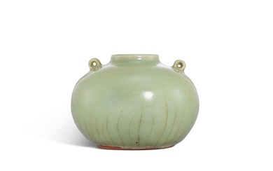 A Longquan celadon waterpot, Early Ming dynasty 明初 龍泉青釉雙繫水丞