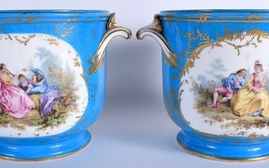 A PAIR OF 18TH CENTURY FRENCH SEVRES PORCELAIN TWIN