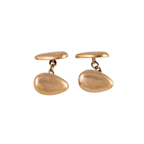 A PAIR OF ANTIQUE GOLD CUFF LINKS, dated Birmingham 1896