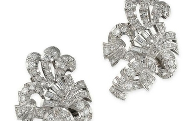 A PAIR OF VINTAGE DIAMOND SCROLL CLIP BROOCHES, MID