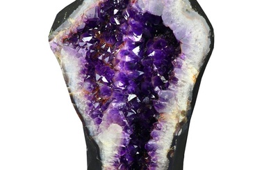 A Quality - 'Purple' Amethyst - XL Geode- 110 kg