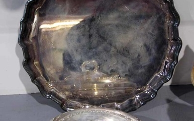 A SILVER PLATED LIDDED SERVING DISH