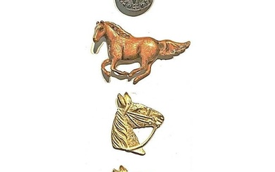 A SMALL CARD OF DIVISION 1 & 3 HORSE BUTTONS