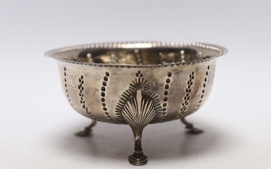 A late Victorian Irish silver sugar bowl, John Smyth, Dublin...
