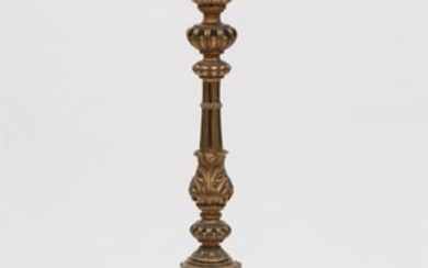 AN ANTIQUE STYLE CONTINENTAL GILTWOOD TORCHERE LAMP BASE, 182CM H