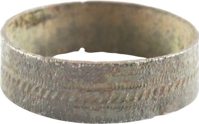 ANCIENT VIKING WOMAN’S WEDDING RING C.850-1050 AD.