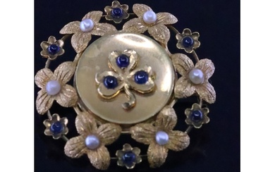 An antique gold sapphire and pearl set brooch, approx. 4.5 g...