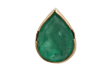 An emerald pendant