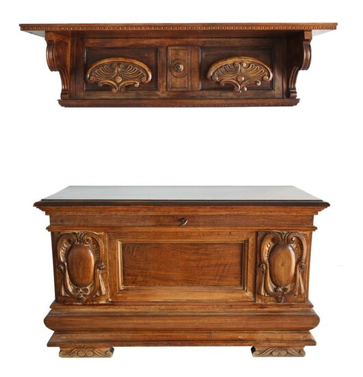 Antique Chest and Tabarro Hangers in Solid Sicilian Walnut Late 1800s (2) - Solid Walnut - Late 1800s