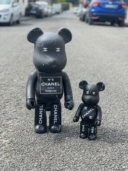 Art'Pej - 2 Bearbrick XL Chanel