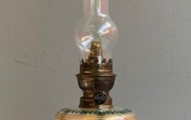 August Moreau, Matador Brenner - Oil lamp (1) - Glass, Wood, Zamac - Late 19th century