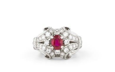 BAGUE RUBIS ET DIAMANTS | RUBY AND DIAMOND RING