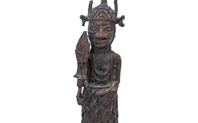 Benin Krieger aus Bronze. NIGERIA/AFRIKA, 19. Jh. oder früher.
