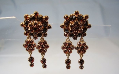 Böhmen um 1900 - 14 kt. 585 rose gold and 800 silver - Earrings - 10.00 ct Garnet