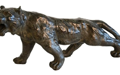 Bronze Sculpture of a Tiger, unsigned, length 18