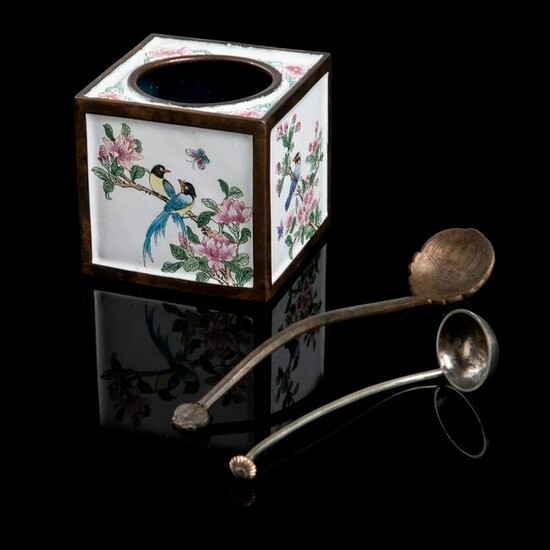 CANTON ENAMEL SQUARE WATER POT WITH TWO METAL SPOONS
