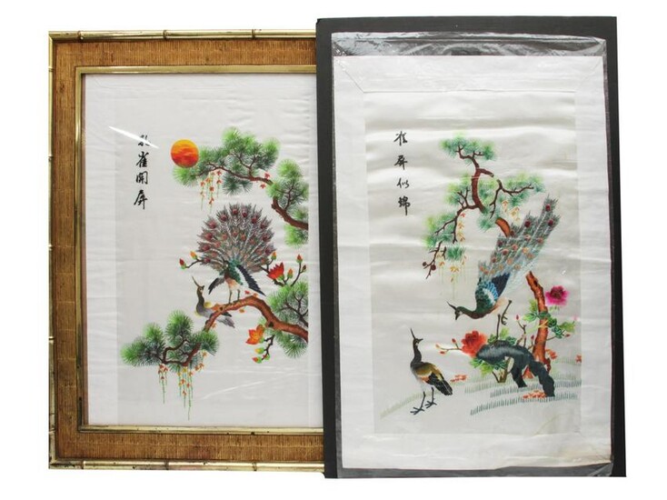 CHINESE PAIR OF SILK COLORED EMBROIDERY PEACOCKS