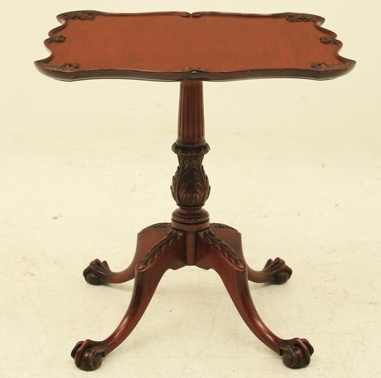 CHIPPENDALE STYLE MAHOGANY TRAY TOP TEA TABLE