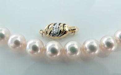 Certified Aurora HANADAMA - Akoya pearls, True Collection Quality 8 -8.5 mm - No Reserve Price - Necklace, 14 kt. Multi-Tone Gold - Diamonds