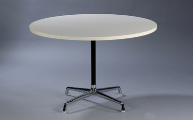 Charles Eames. Bord 'Segmented Table' Ø 110 cm
