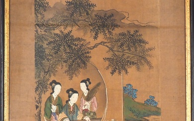 Chine, vers 1900, Encre et couleurs sur textile "jeune femme à l'éventail sur une terrasse...