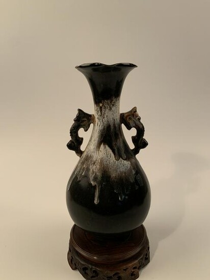 Chinese Jizhou Kiln Porcelain Vase