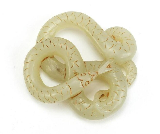Chinese pale green jade carving of a serpent, 5.5cm