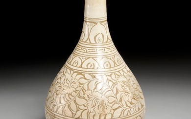 Cizhou type sgraffito yuhuchun vase