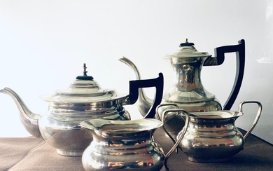 Coffee and tea service (4) - viners of Sheffield - Coffee and Tea set (4) - Silver - Silver